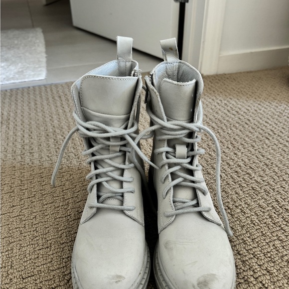 Steve Madden - Women's Jamisyn Lace-Up Boots - Light Grey - size 7 - Picture 5 of 5